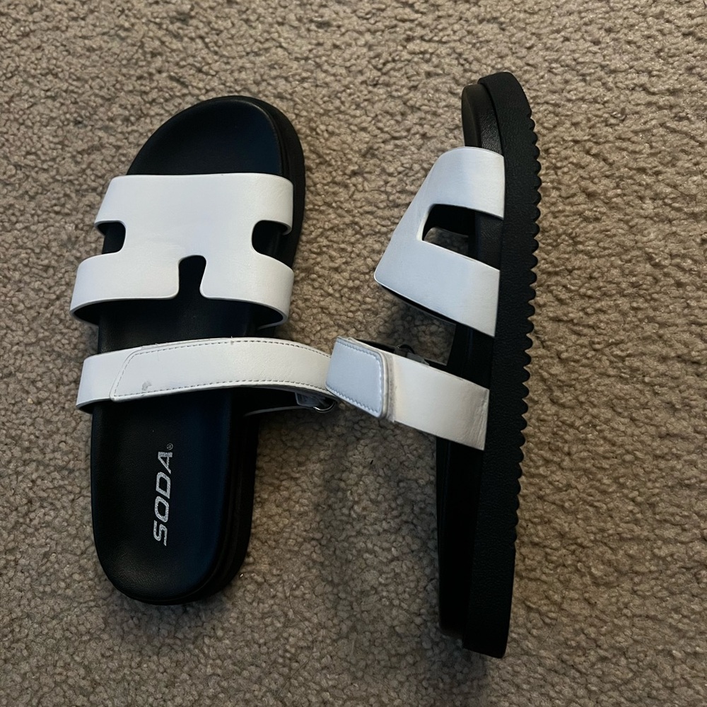 SODA Bianca Womens Slide Sandals Tilly’s